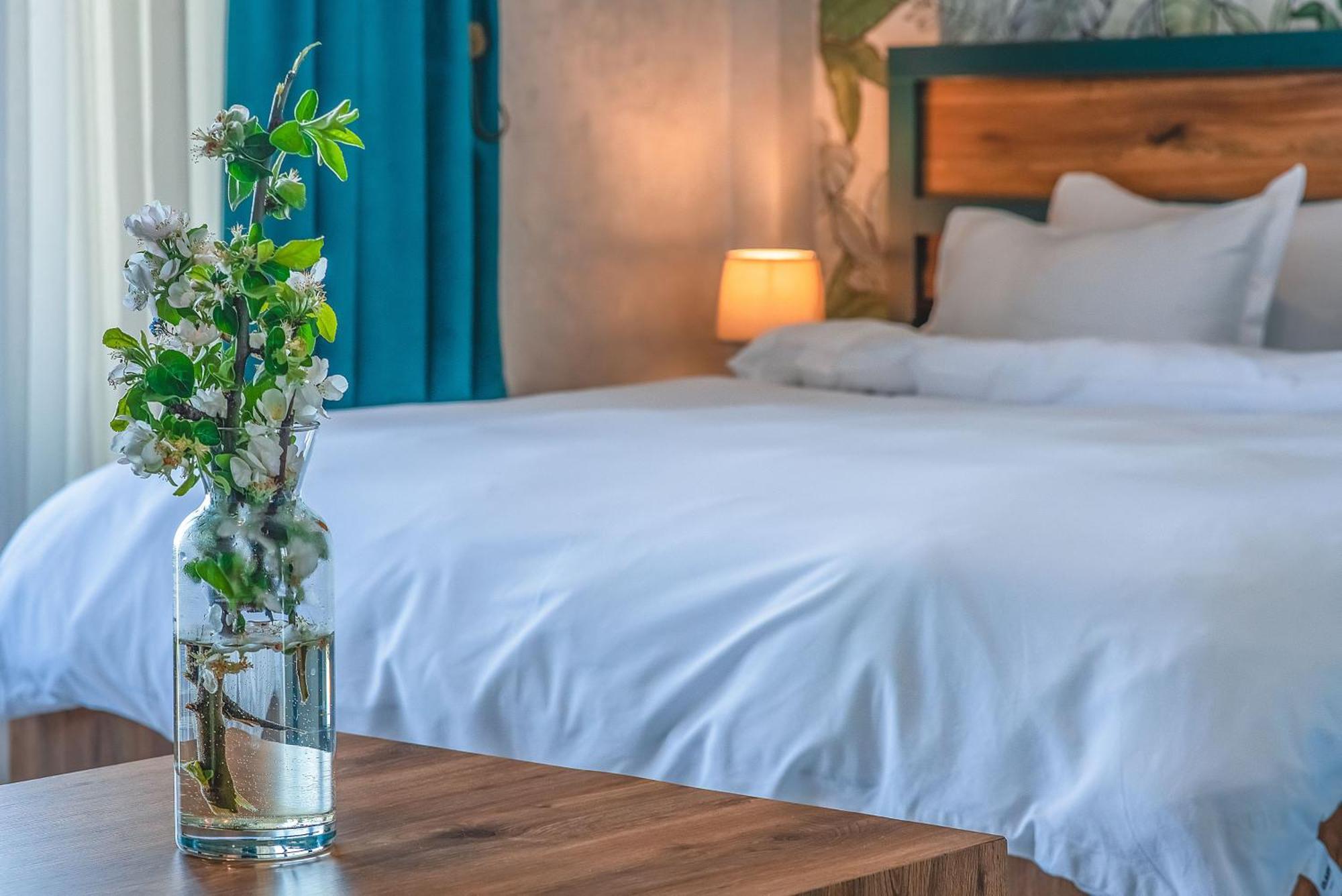 Villaggio Mirzaani Resort Siğnaği Dış mekan fotoğraf