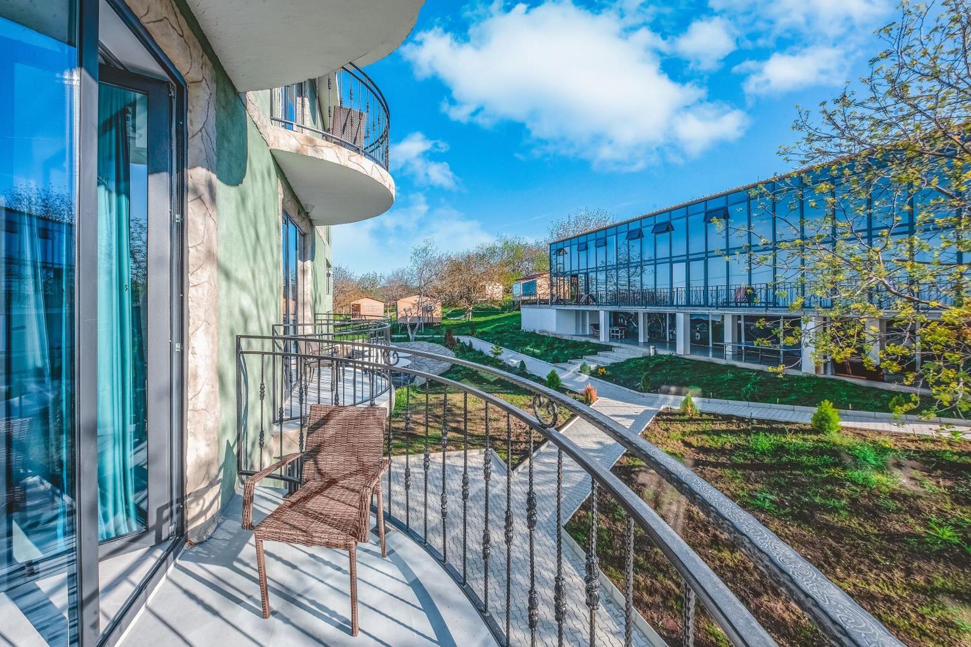 Villaggio Mirzaani Resort Siğnaği Dış mekan fotoğraf