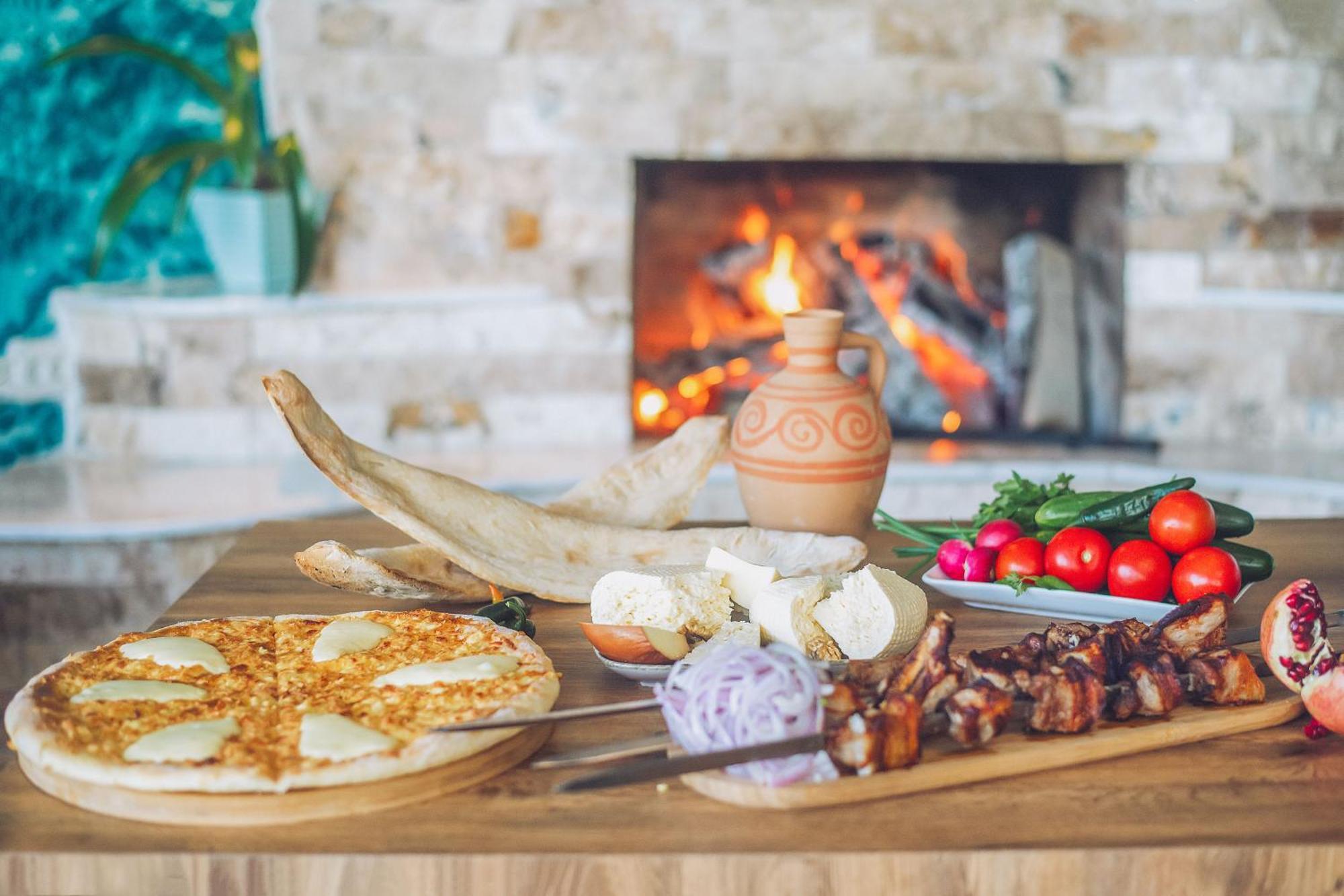 Villaggio Mirzaani Resort Siğnaği Dış mekan fotoğraf