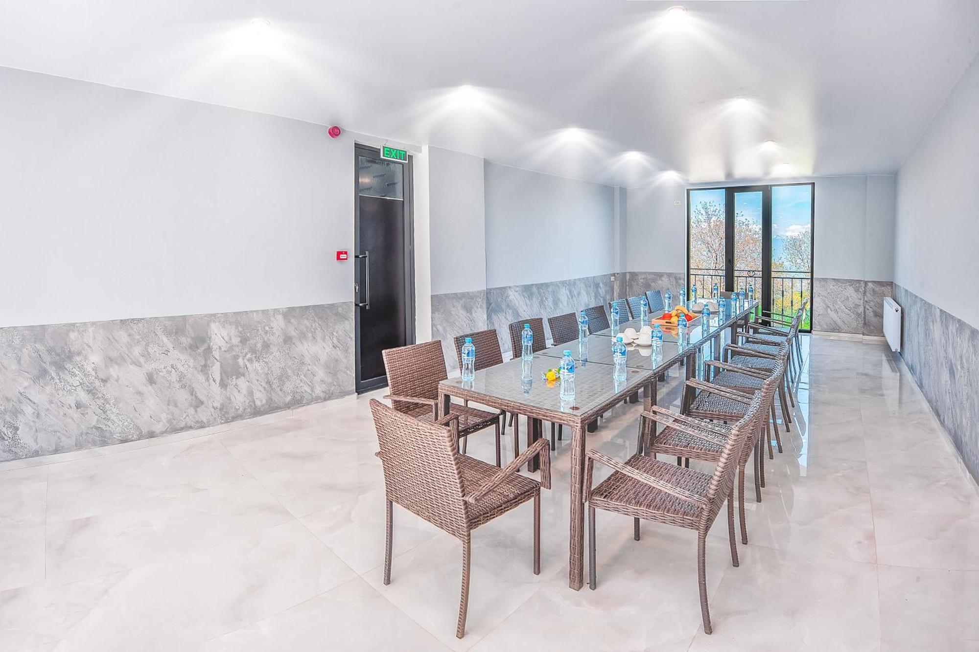Villaggio Mirzaani Resort Siğnaği Dış mekan fotoğraf