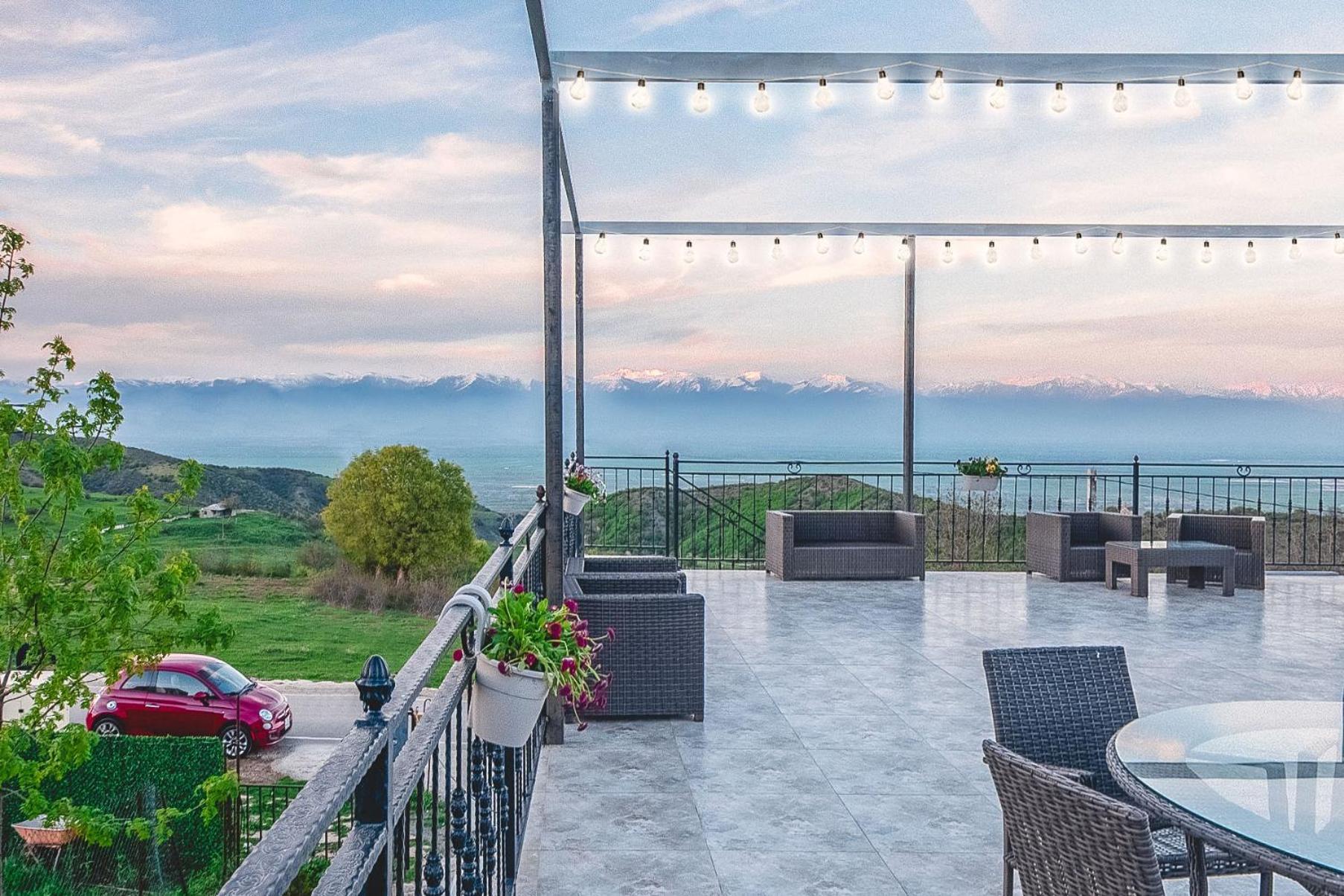 Villaggio Mirzaani Resort Siğnaği Dış mekan fotoğraf