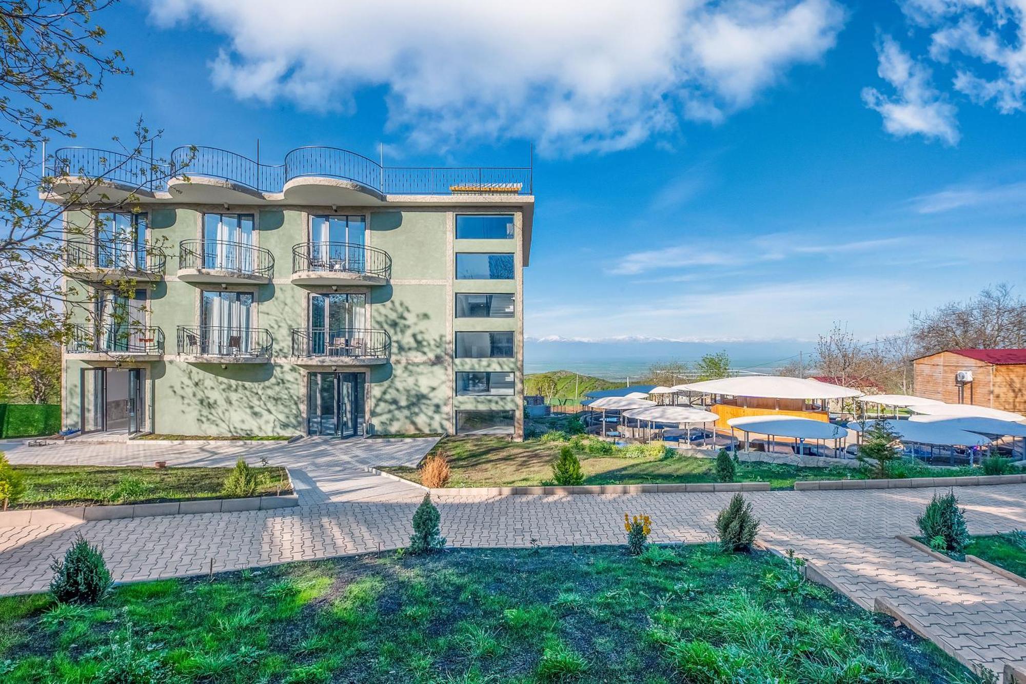 Villaggio Mirzaani Resort Siğnaği Dış mekan fotoğraf