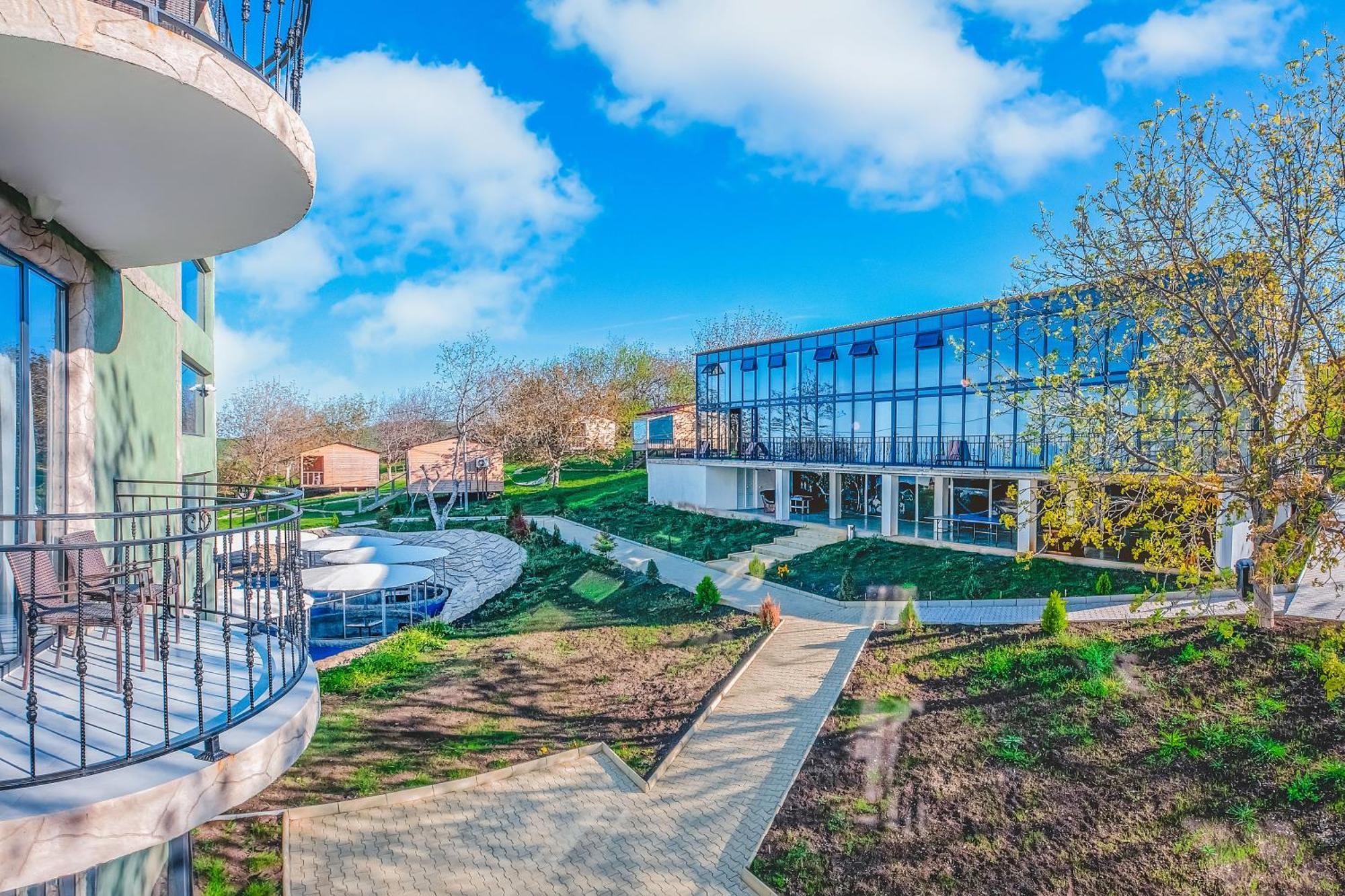 Villaggio Mirzaani Resort Siğnaği Dış mekan fotoğraf