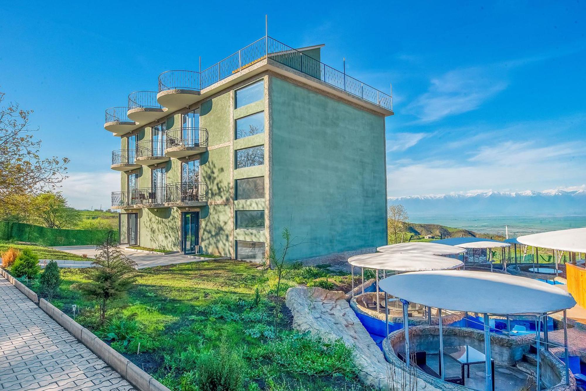 Villaggio Mirzaani Resort Siğnaği Dış mekan fotoğraf
